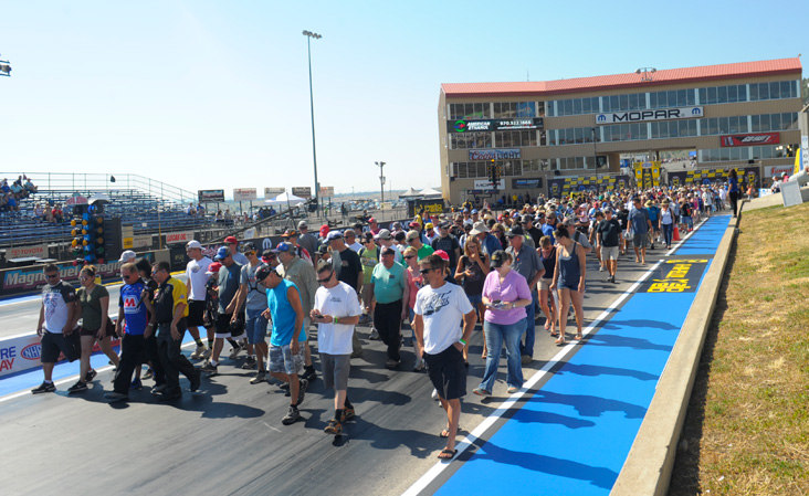 trackwalk.jpg