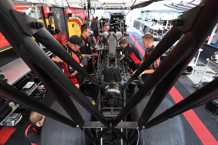 kalitta-pit.jpg