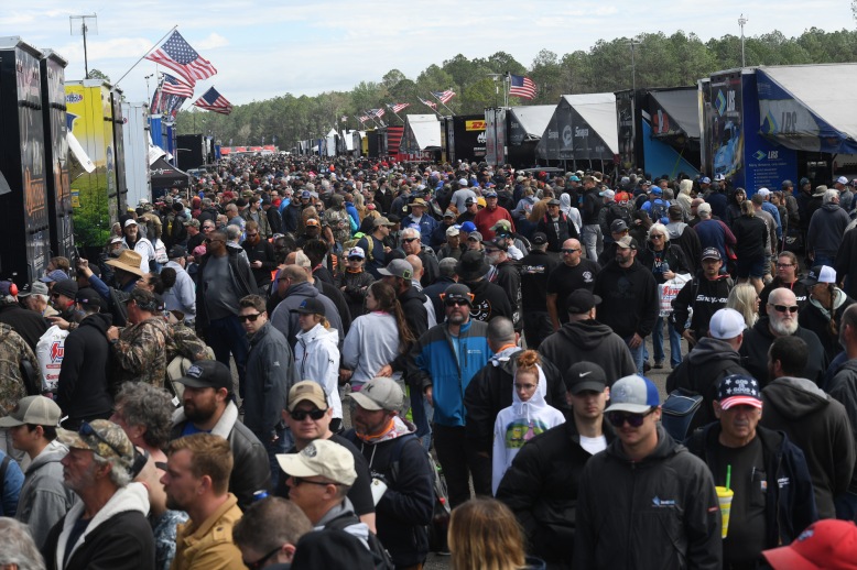 Despite cold weather and early rains, Gainesville fans turned out in droves