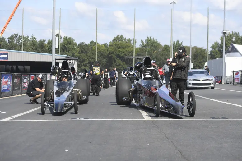 Racers to the lanes!