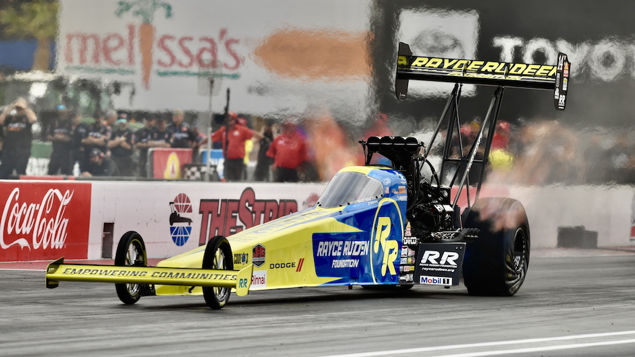 Relive the race! Tony Stewart wins first Top Fuel Wally in Vegas 