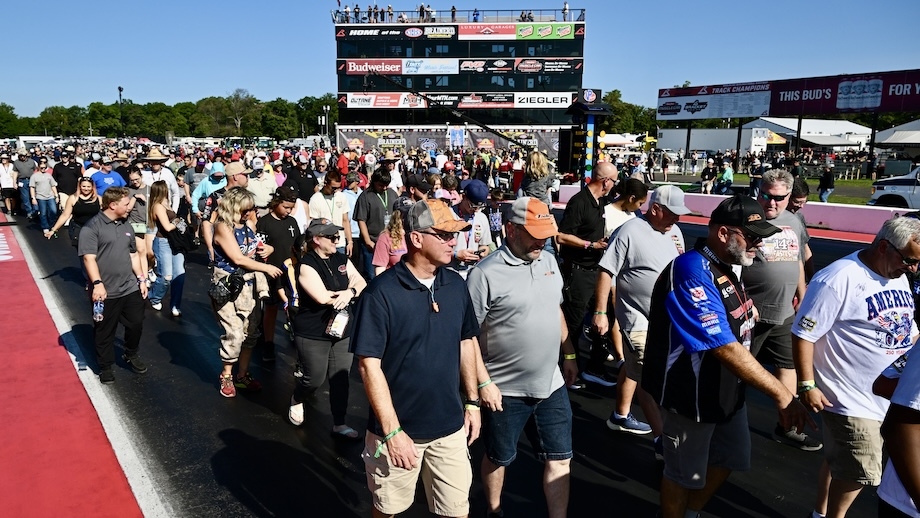 Pre-race  and pit action from NHRA Brainerd Nationals
