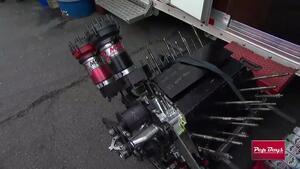 Final round Hemi swap in Daniel Wilkerson&#039;s Funny Car