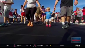 Sealmaster Track Walk kicks off Sunday of racing