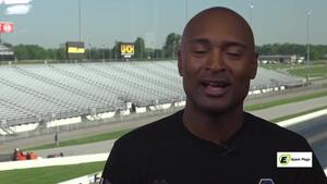 EnycloSPEEDia: Meet D&#039;Andre Redfern, clutch assistant for Bob Tasca III