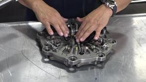 EncycloSPEEDia: How a Nitro Clutch Works