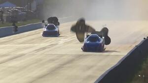 Robert Hight grabs the No. 1 qualifying spot in Funny Car at the Gatornationals